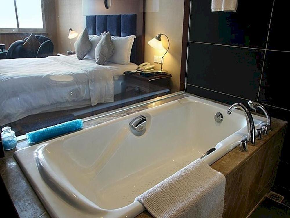 Rong Impression International Hotel Chengdu Luaran gambar